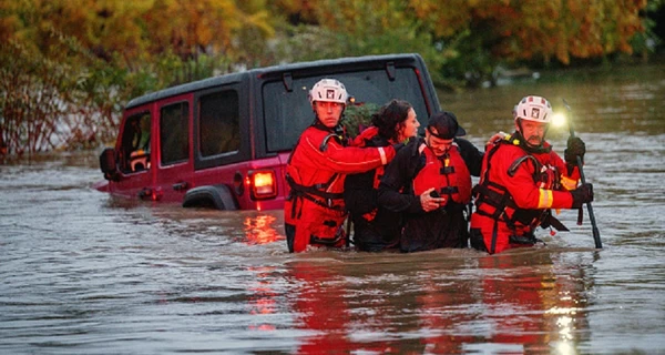 Исторические наводнения в штате Вашингтон - дороги размыты, тысячи жителей получили приказ об эвакуации