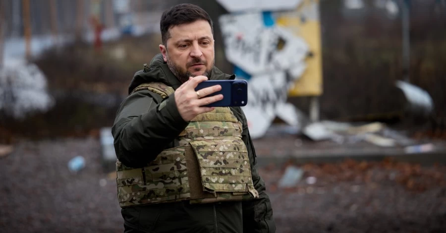 Володимир Зеленський приїхав до Куп'янська та привітав військових із Днем Сухопутних військ