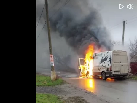 Россияне попали дроном в эвакуационное авто UAnimals в Донецкой области, в салоне были собаки