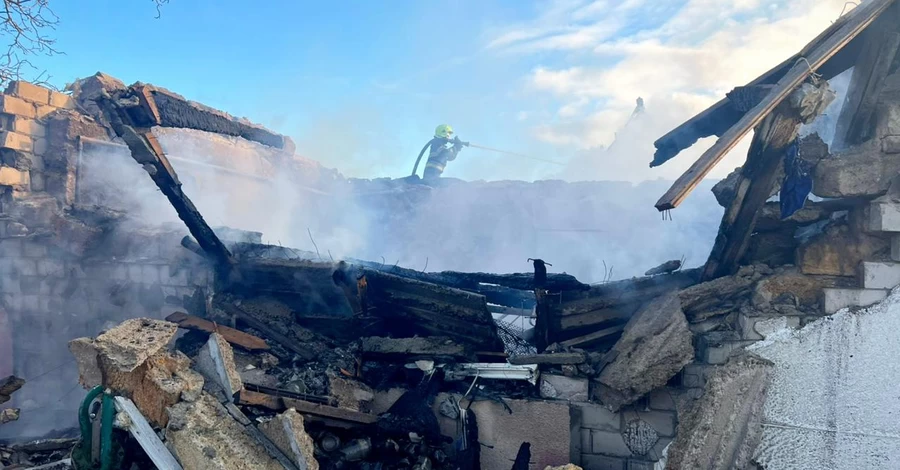 Россияне ночью атаковали Украину, применив 450 дронов и 30 ракет