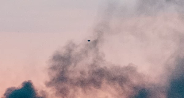 В Крыму ночью прогремела серия взрывов, в нескольких городах начались масштабные пожары