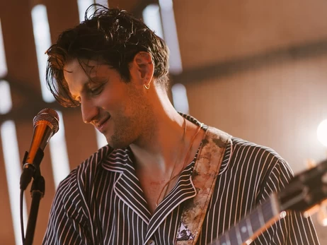 Пилип Коляденко зізнався, що викладає у школі та має бронювання