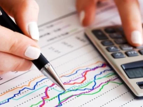 Прогнозы украинских экономистов: что сбылось в 2025-м