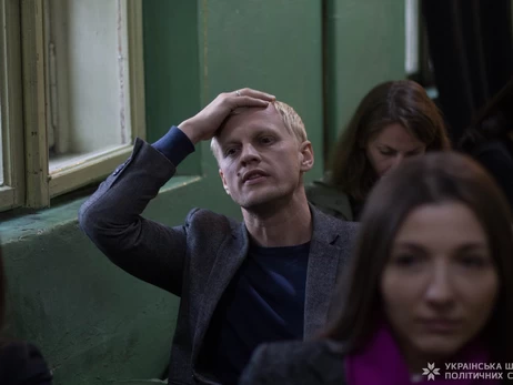 У Шабунина слили интимные фото, нардепы встали на его сторону