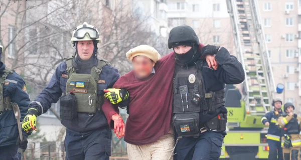 Удар по Запорожью: произошло попадание в многоэтажку, пострадали 26 человек