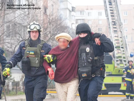 Удар по Запорожью: произошло попадание в многоэтажку, пострадали 26 человек