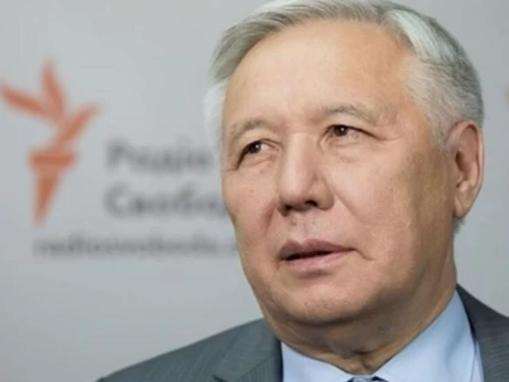 Экс-премьер Ехануров расчувствовался, рассказывая о сыне на фронте