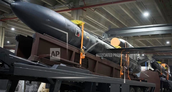 Иностранного журналиста привезли на производство ракет 