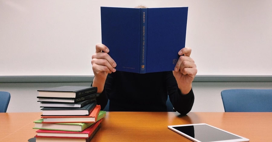 Рада приняла закон об академической добродетели - за плагиат могут отчислить