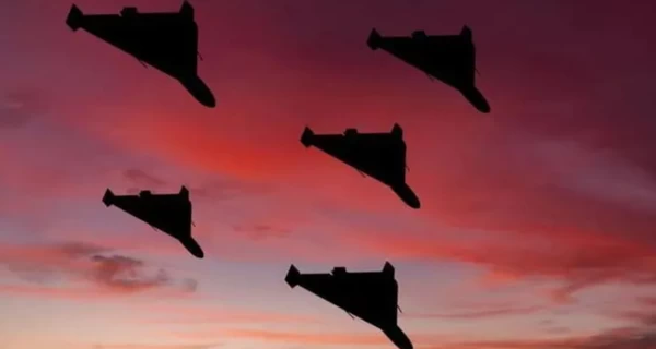 Россияне ночью атаковали 82 дронами, силы ПВО обезвредили 63