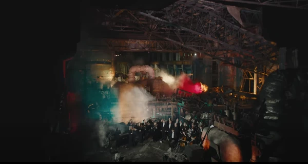 На одній із зруйнованих ТЕС зіграли легендарний «Щедрик» 