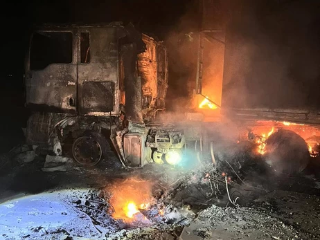 РФ масовано атакувала південь України: в Одесі загинули 8 людей, а Миколаїв залишився без світла