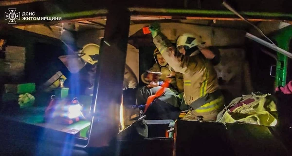 Залізничників, що постраждали від атаки РФ в Коростені, доправлять до київської лікарні