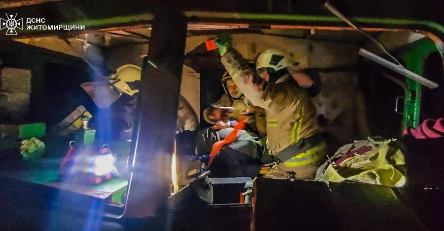 Железнодорожников, пострадавших в результате атаки РФ в Коростене, доставят в киевскую больницу