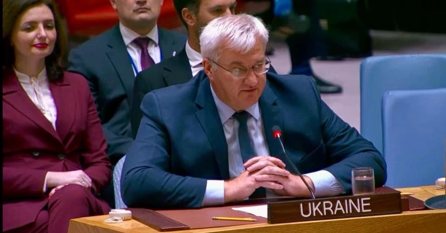 Зеленский опроверг вбросы об увольнении Сибиги из МИД