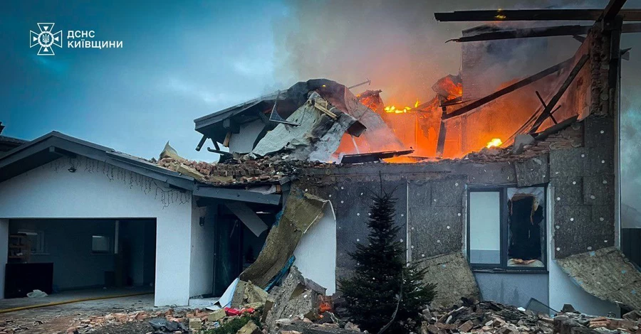 У Київській області росіяни вдарили по столиці і двох районах, є постраждалі та загибла