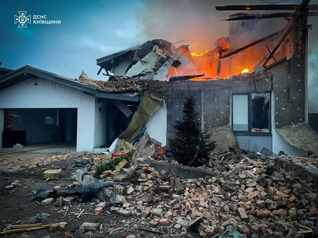 У Київській області росіяни вдарили по столиці і двох районах, є постраждалі та загибла