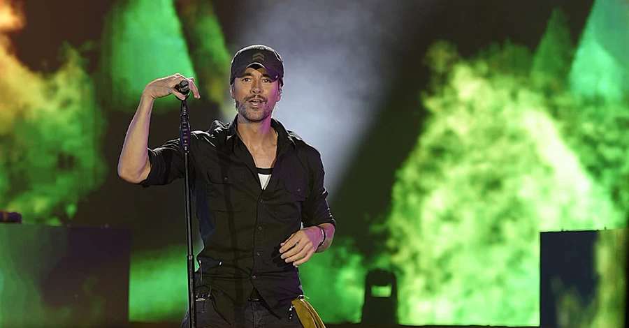 Энрике Иглесиас стал отцом в четвертый раз