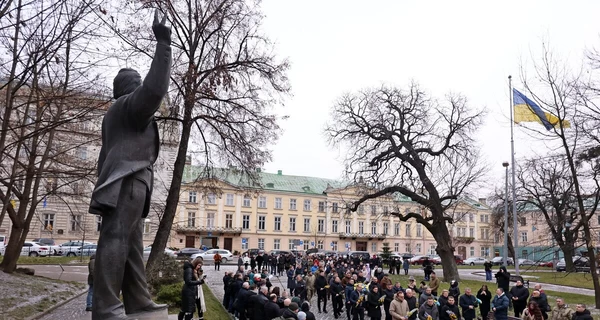 У Львові вшанували пам’ять В’ячеслава Чорновола, якому виповнилося б 88 років