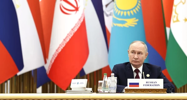 Росія і не прийме, і не відхилить мирний план України та США з 20 пунктів, - Bloomberg