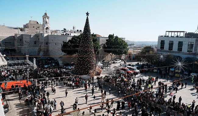 У Віфлеємі вперше святкують Різдво після двох років війни у Газі