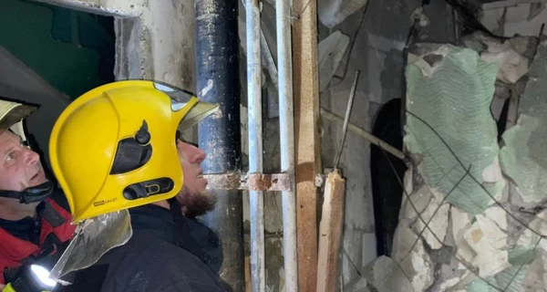 Россия ударила КАБом по Запорожскому району, есть погибшие и раненые