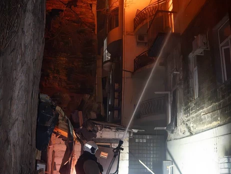 На Днепропетровщине россияне ночью атаковали учебное заведение, а Херсон - обесточили