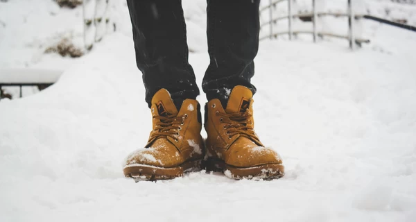 С морозом нельзя геройствовать: врач - о том, как избежать переохлаждения и обморожений