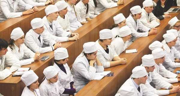 З 1 січня для студентів-медиків стане обов’язковою військова підготовка офіцерів запасу