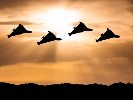 Силы ПВО ночью обезвредили ракету и 52 российских дрона 