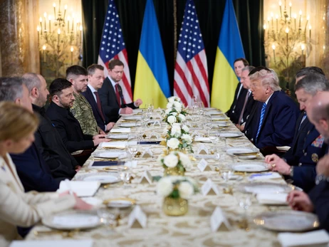Встреча Зеленского с Трампом проходит в формате обеда: чем угощают