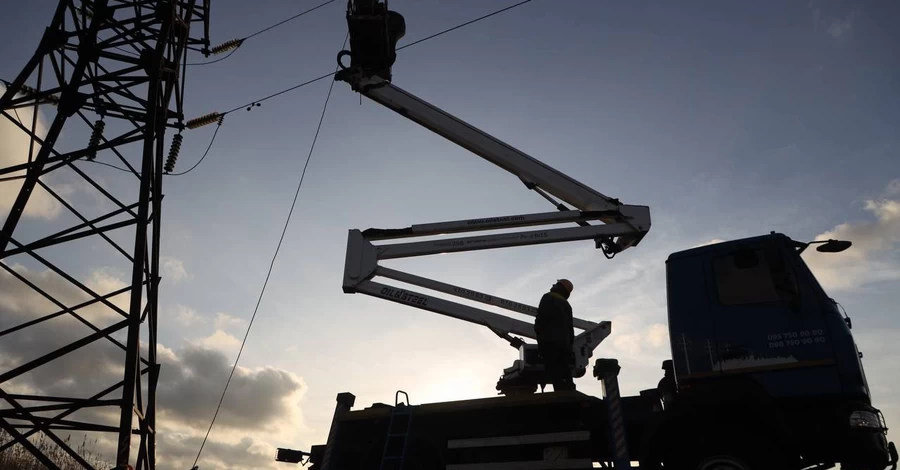 Нічні атаки РФ призвели до нових знеструмлень у регіонах, - Міненерго 