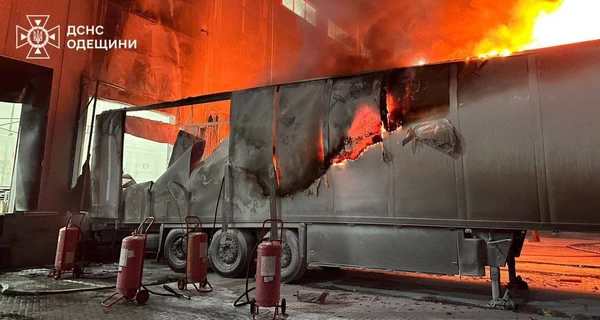  В Одессе обломки дронов уничтожили посылки 