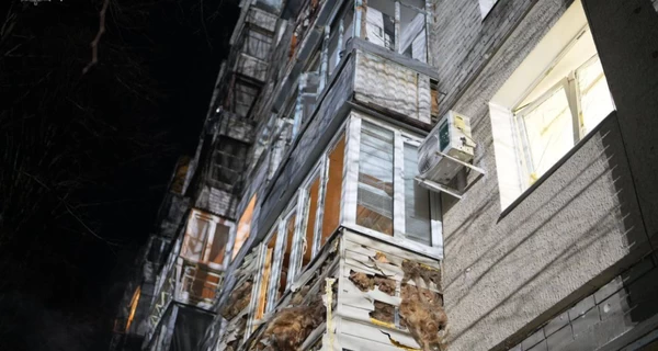 Россияне атаковали многоэтажку в Запорожье - есть травмированые 