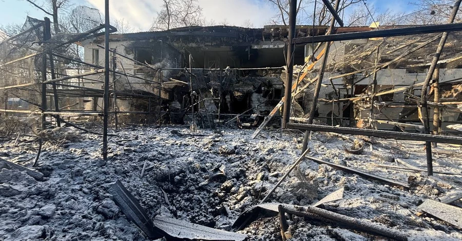 Россия ударила КАБом по «Фельдман Экопарку», разрушены птичник и зимнее помещение для тигров