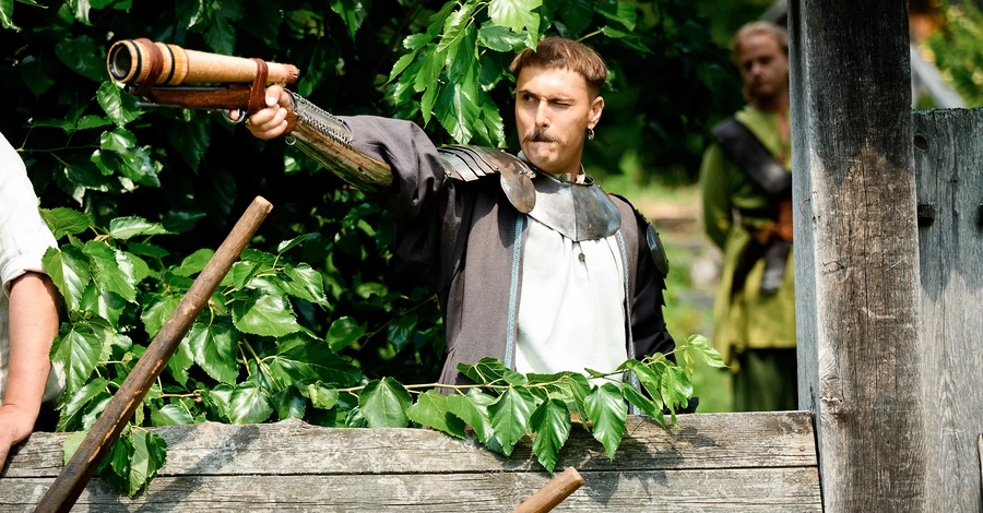 Українські серіали-2026: «Пригоди козака Виговського», «Кава з кардамоном»-2 та детектив «Скарби»