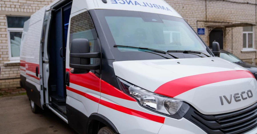 Россияне ударили по кафе в центре Херсона - трое погибших, есть раненые