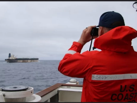 На затриманому Штатами танкері РФ було 17 українців, – посольство у США