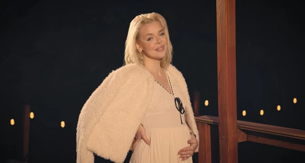 Алина Гросу заявила о беременности и показала лицо избранника в новом клипе