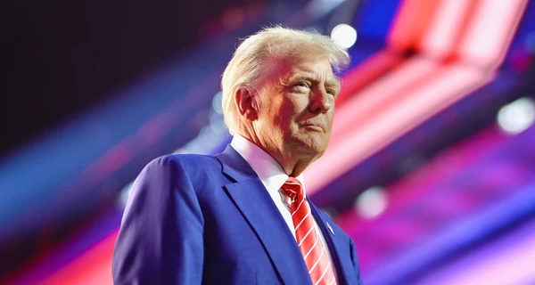 Трамп в соцсетях опубликовал фото, на котором он представлен как 