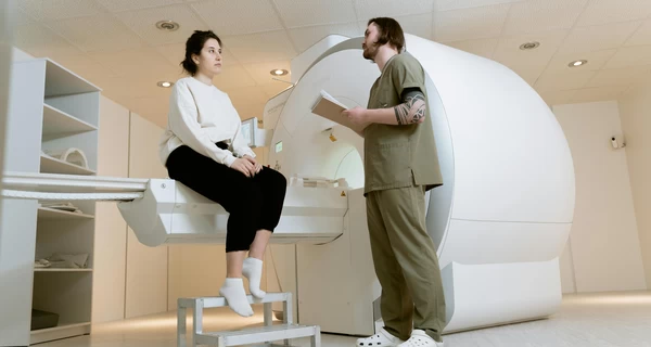 МРТ без мифов: кому она нужна, чем отличается от КТ и когда ее действительно стоит делать