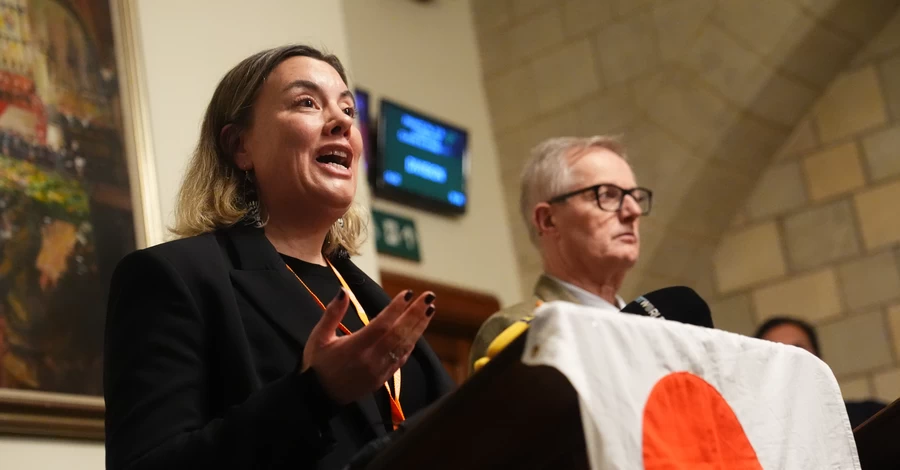 Гренландия попросила защиты у Лондона, а Трамп пригрозил премьеру острова «большими проблемами»