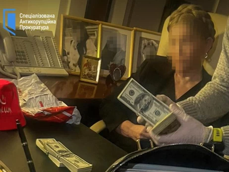 На видео обысков у Тимошенко засветилась панама KALUSH – Олег Псюк отреагировал