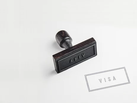 США призупиняють видачу віз громадянам 75 країн - серед них Росія 