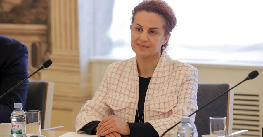 Рада вызвала главу Минветеранов из-за бронирования политтехнолога Петрова на военном кладбище