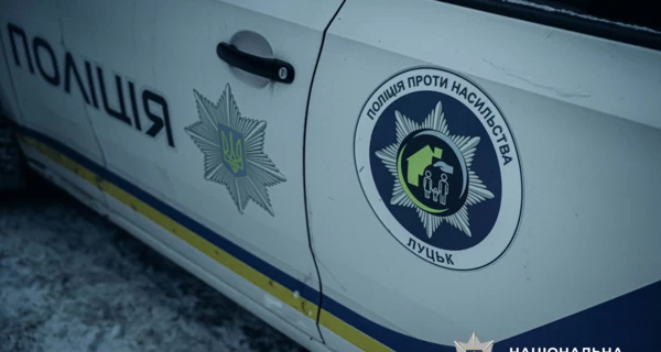 В Луцке мужчина ранил из дробовика полицейского, который закрыл собой женщину с ребенком