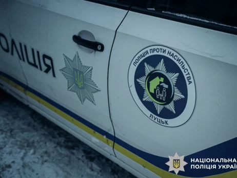 У Луцьку чоловік поранив із дробовика поліцейського, який закрив собою жінку з дитиною
