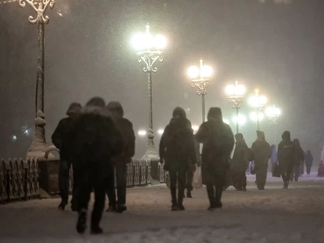 У Києві обмежують освітлення на вулицях заради економії 