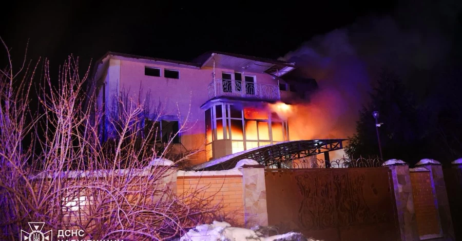 Росіяни атакували авіабомбами Суми, а у Харкові влучили дроном у житловий будинок