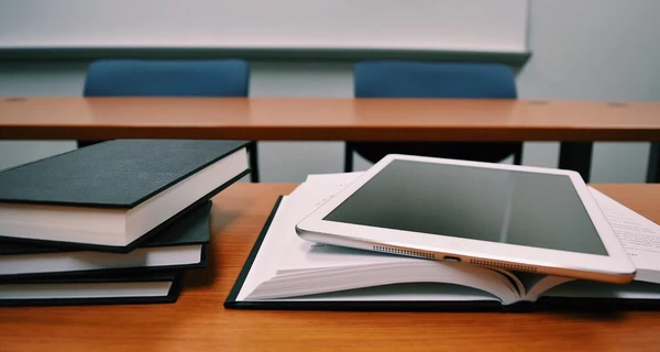 В школах Киева снова каникулы из‑за морозов, в Одессе, Чернигове и Луцке перешли на дистанционное обучение